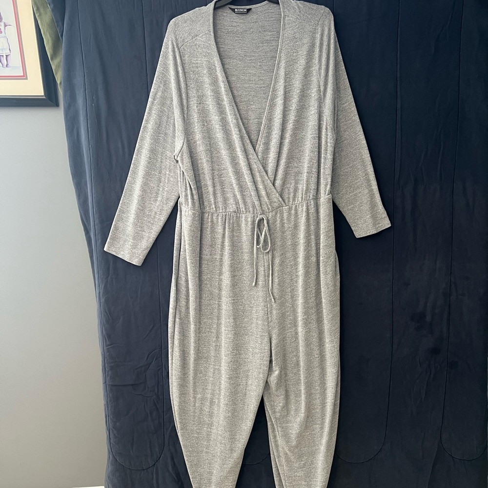 BloomChic Heather Gray Knit Top